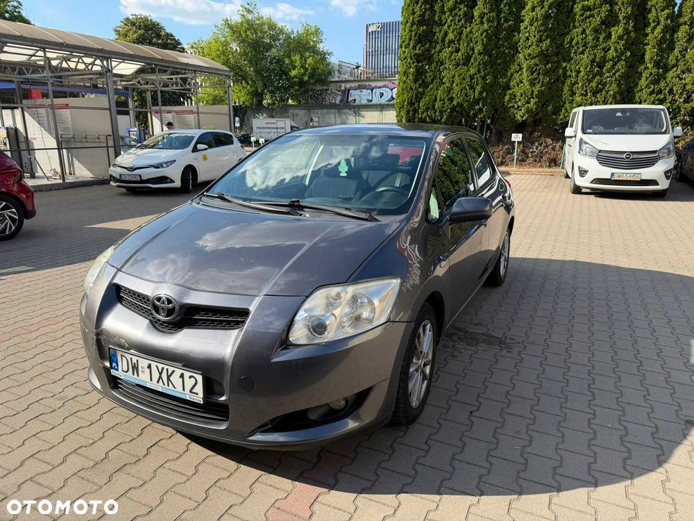 Toyota Auris - 5