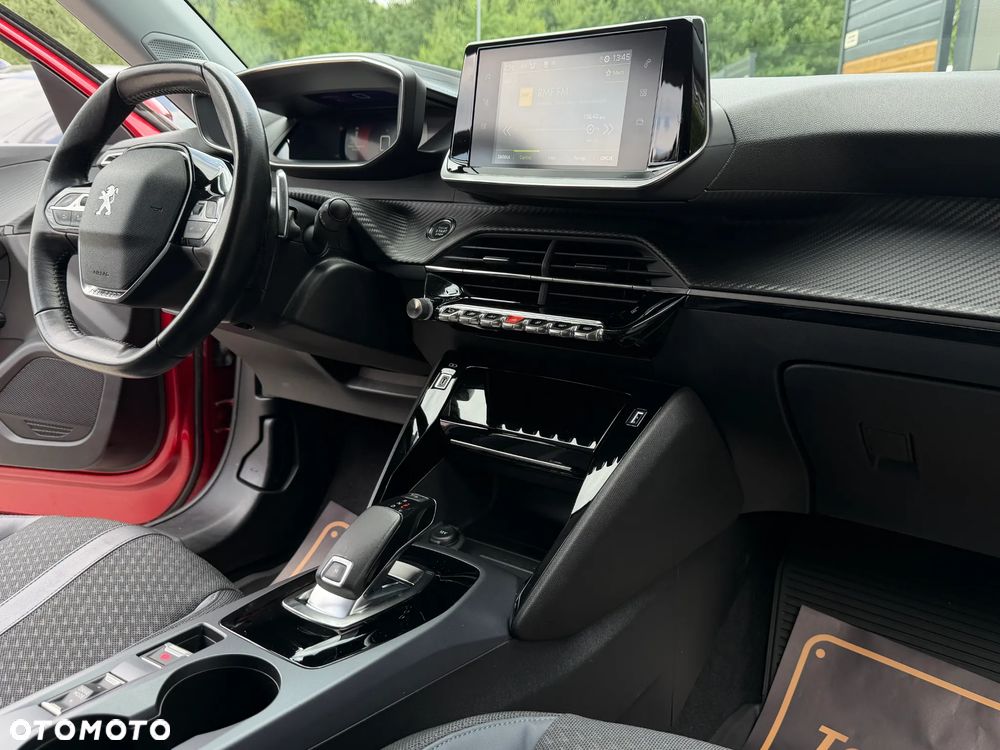 Peugeot 2008 1.5 BlueHDi Allure Pack S&S EAT8 - 19