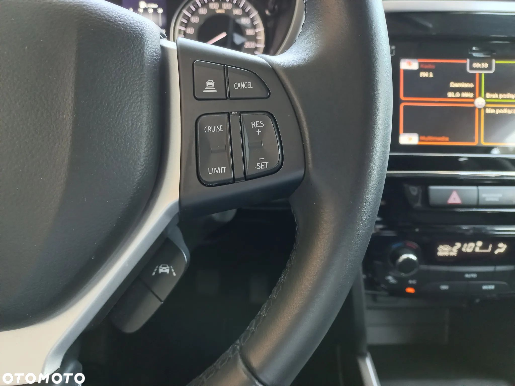 Suzuki Vitara 1.4 Boosterjet SHVS Premium 2WD - 25