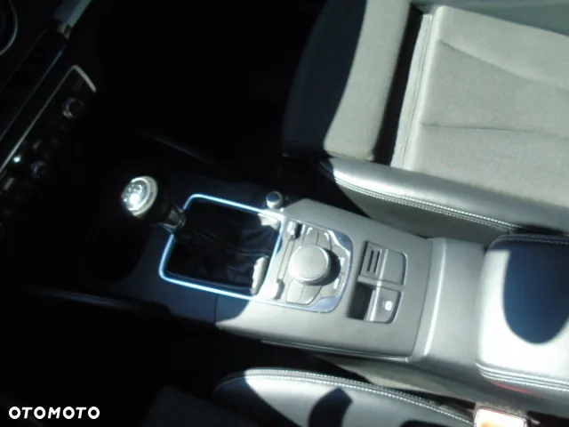 Audi A3 2.0 TDI Ambiente - 13