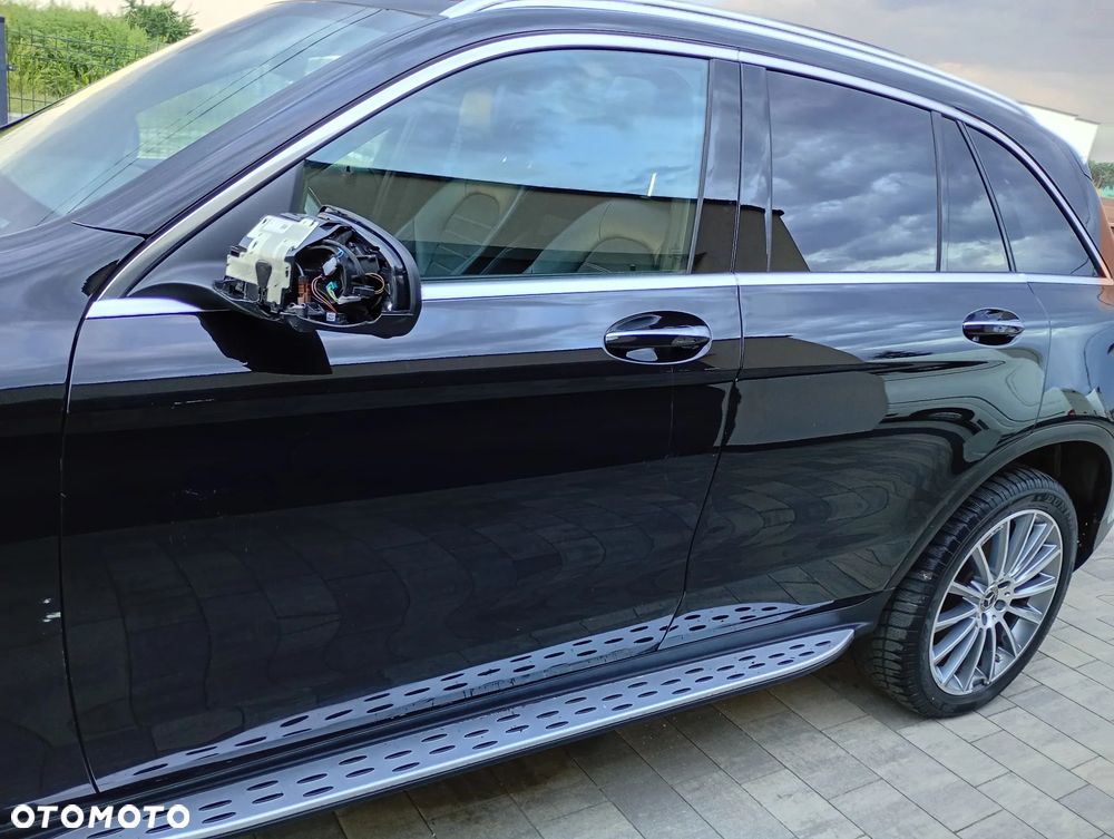 Mercedes-Benz GLC 300 de 4Matic 9G-TRONIC Exclusive - 16