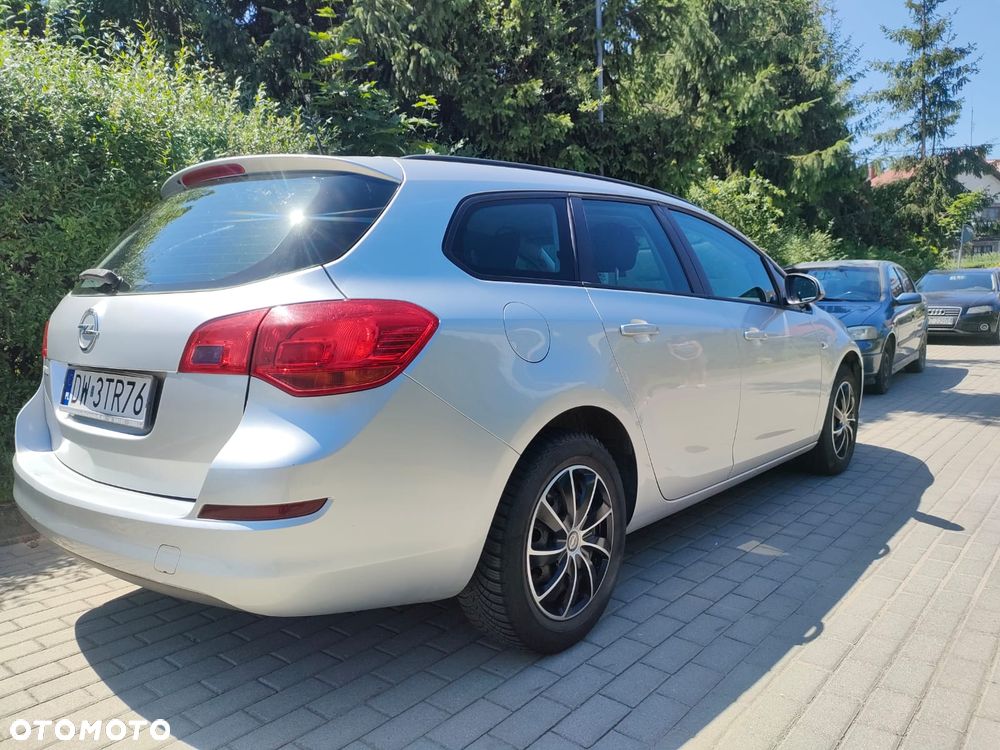 Opel Astra 1.6 Sport - 2