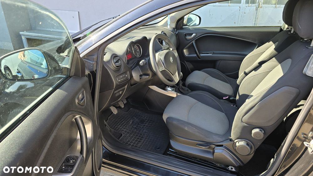 Alfa Romeo Mito 1.4 16V - 6