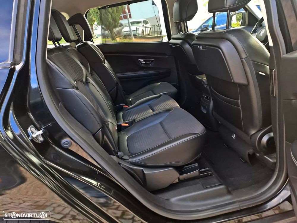 Renault Grand Scénic 1.6 dCi Intens SS - 22