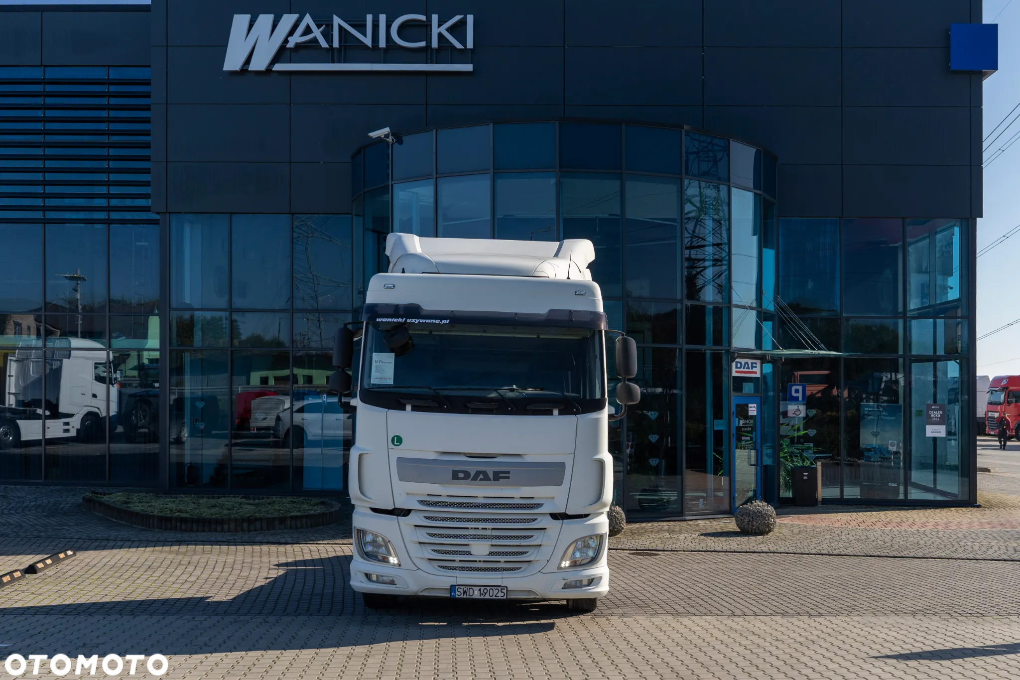 DAF FT 460 XF / LOW DECK / MEGA / SPACE CAB / MANUAL / - 3