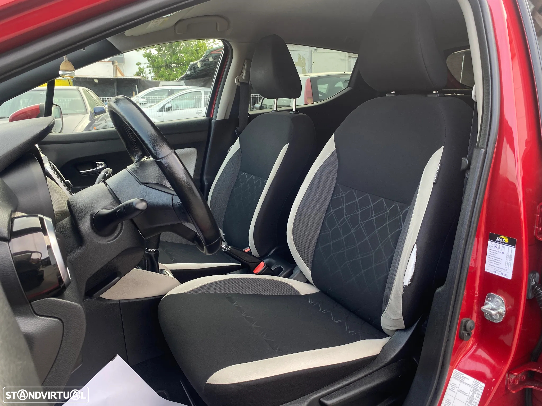 Nissan Micra 0.9 IG-T N-Connecta Urban S/S - 10