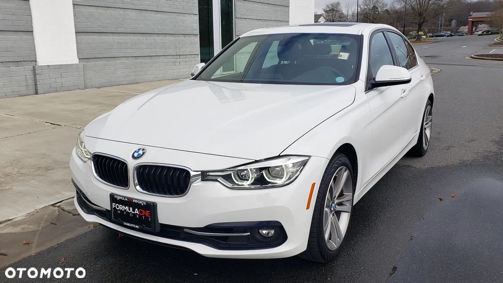 BMW Seria 3 330i Sport Line - 5
