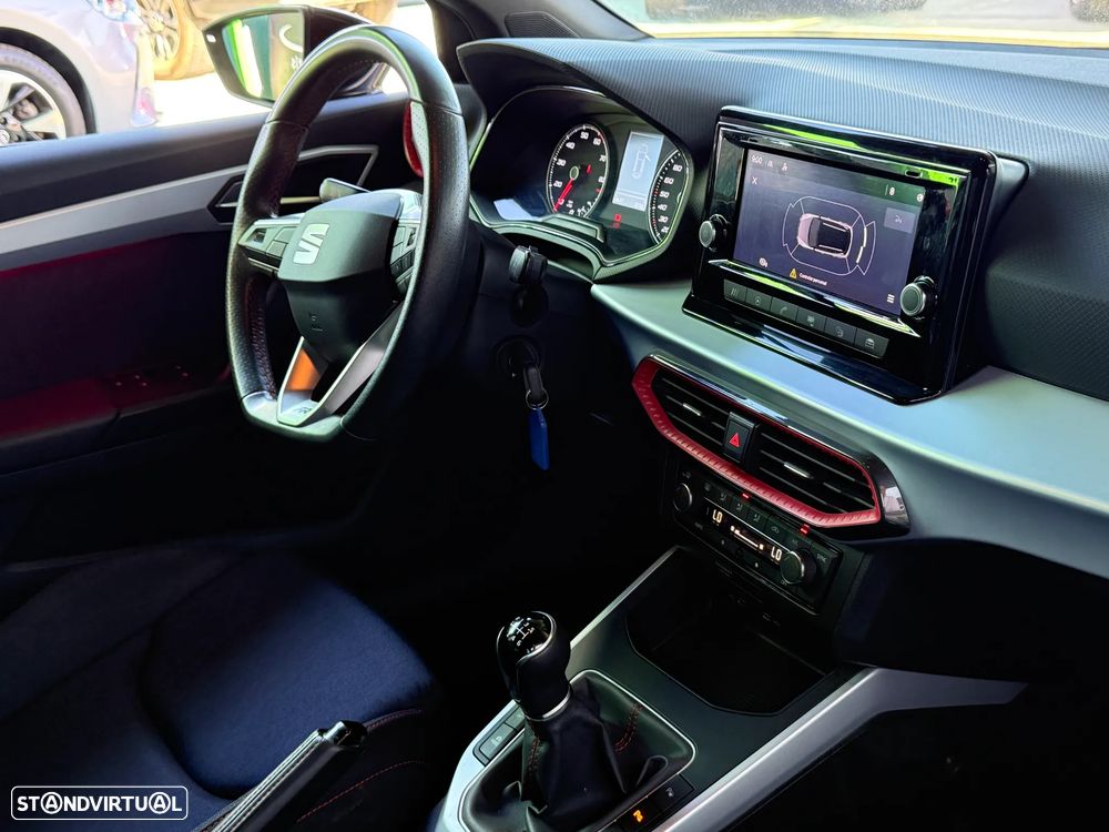 SEAT Arona 1.0 TSI FR - 26