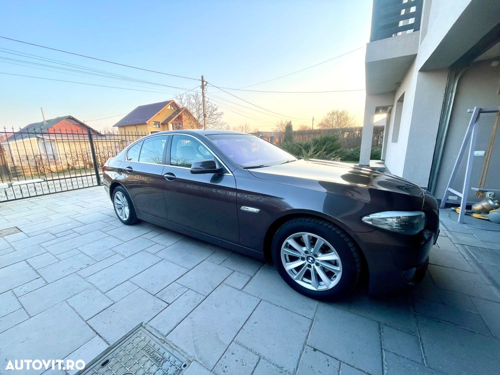 BMW Seria 5 520d Gran Turismo - 2