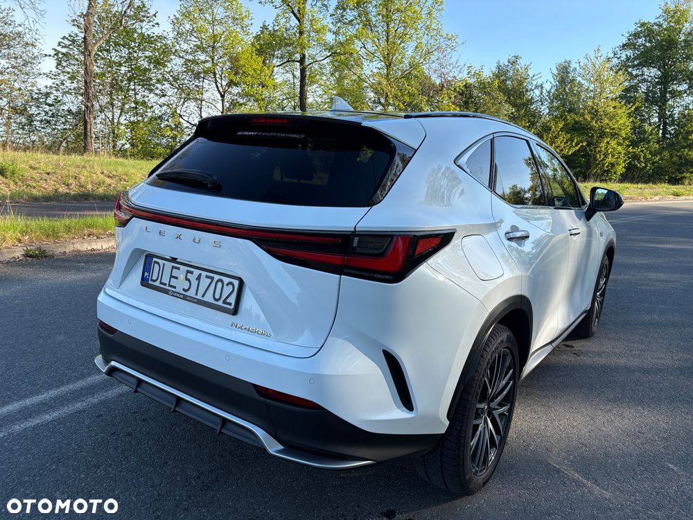 Lexus NX 450h+ Omotenashi AWD - 3