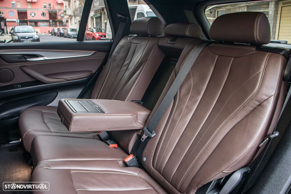 BMW X5 25 d xDrive Pack M - 37