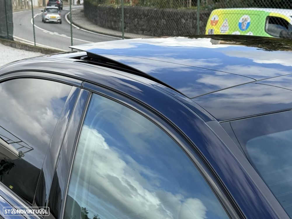 Mercedes-Benz C 300 e AMG Line - 18