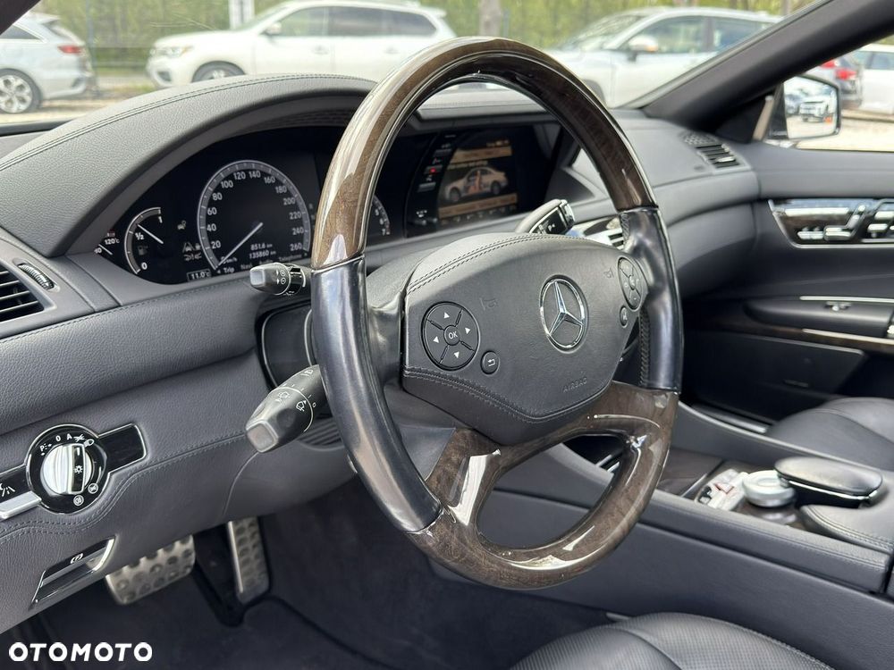 Mercedes-Benz CL 500 4Matic (BlueEFFICIENCY) 7G-TRONIC - 19