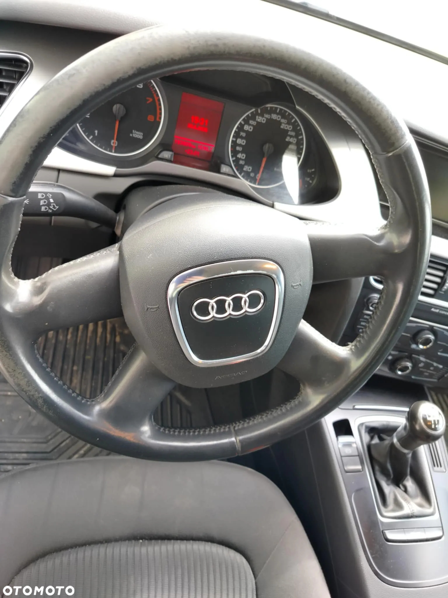 Audi A4 Avant 1.8 TFSI quattro Ambiente - 6