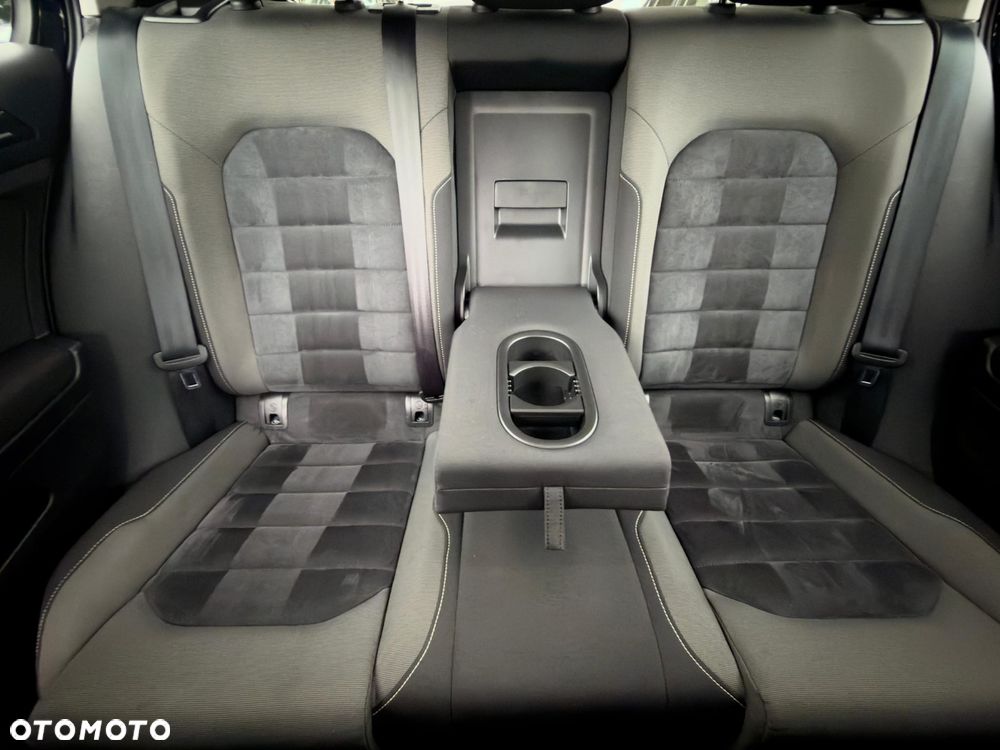 Volkswagen Golf 1.4 TSI Highline - 23