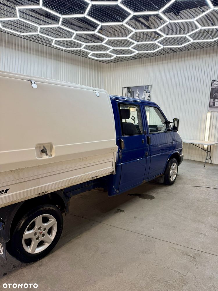 Volkswagen Transporter - 12
