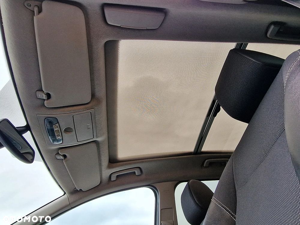 Ford C-MAX 2.0 TDCi DPF Titanium - 16