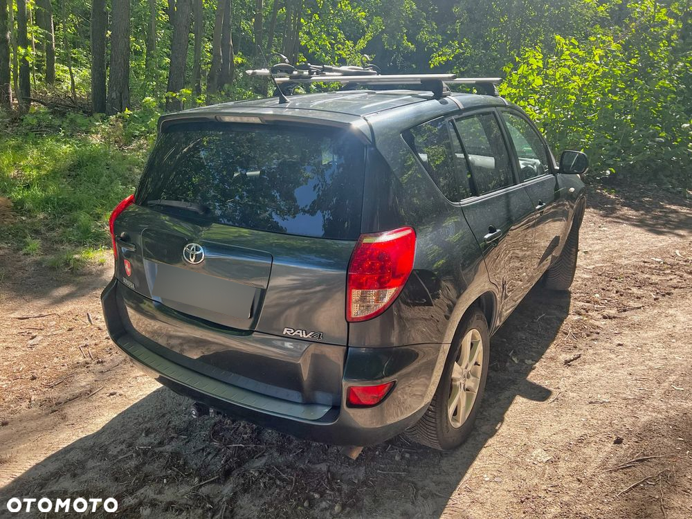 Toyota RAV4 2.0 VVT-i Luna - 9