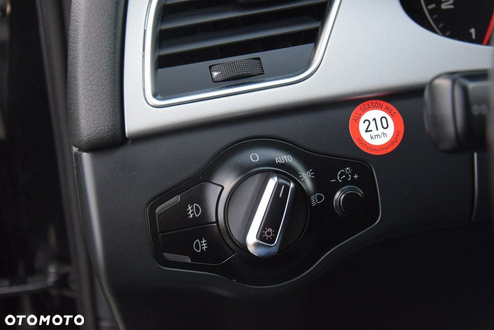 Audi A4 Limousine - 27