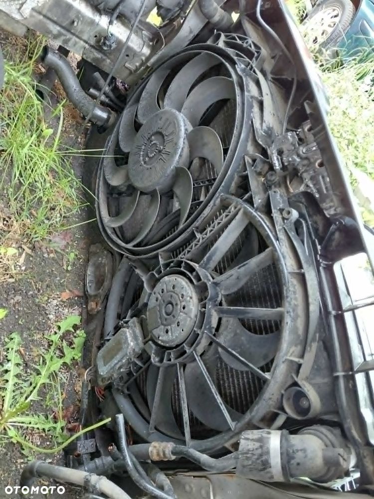 Audi a6 c6 2007 rok, poj. 2,7 , moc 132 kw, Diesel Belka Pas przedni kompletny z chłodnicami - 5