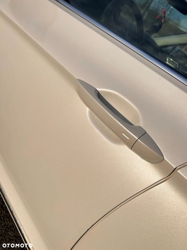 Volkswagen Passat 2.0 TDI SCR Highline - 21