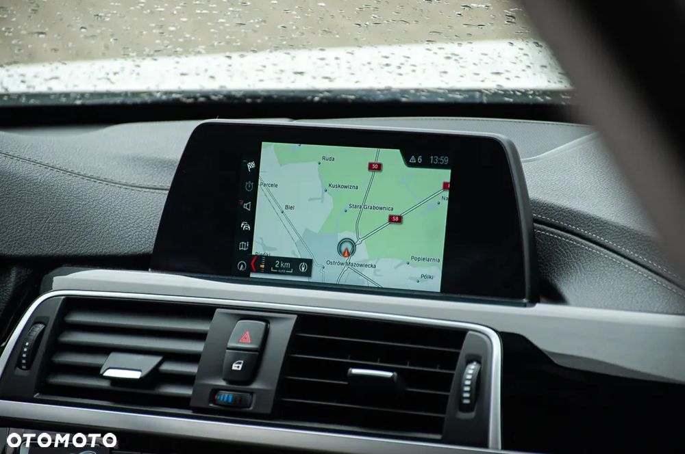 BMW Seria 3 318i GPF Luxury Line Purity - 16