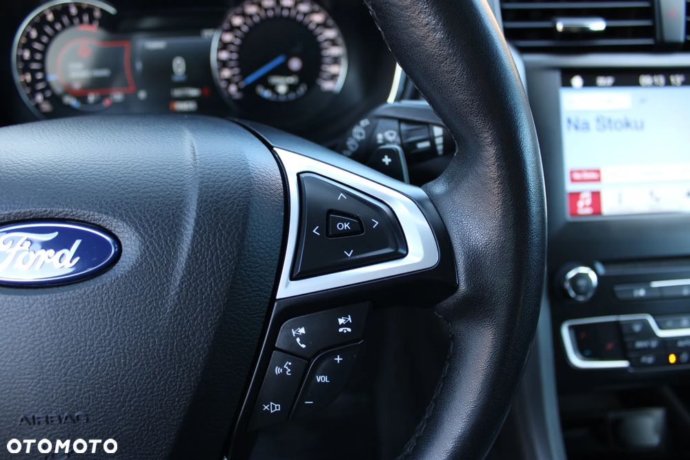 Ford Mondeo 2.0 TDCi Titanium PowerShift - 29