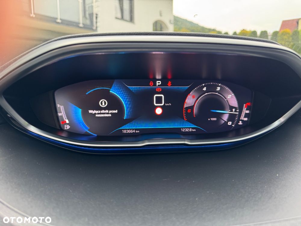 Peugeot 3008 1.5 BlueHDi Allure S&S EAT8 - 12
