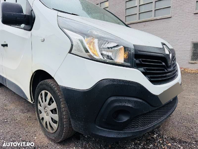 Renault Trafic Grand Combi Authentique - 9