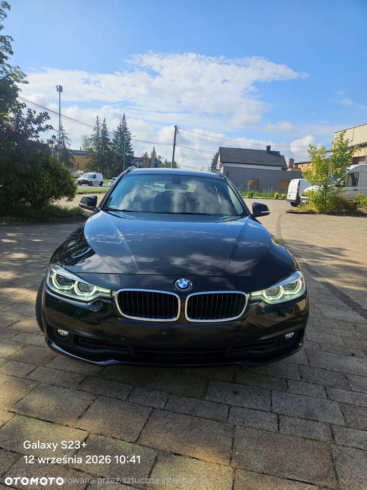BMW Seria 3 2019 photo 3