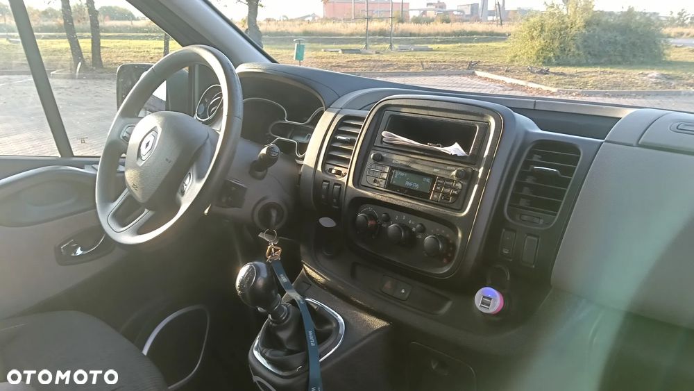 Renault TRAFIC - 27