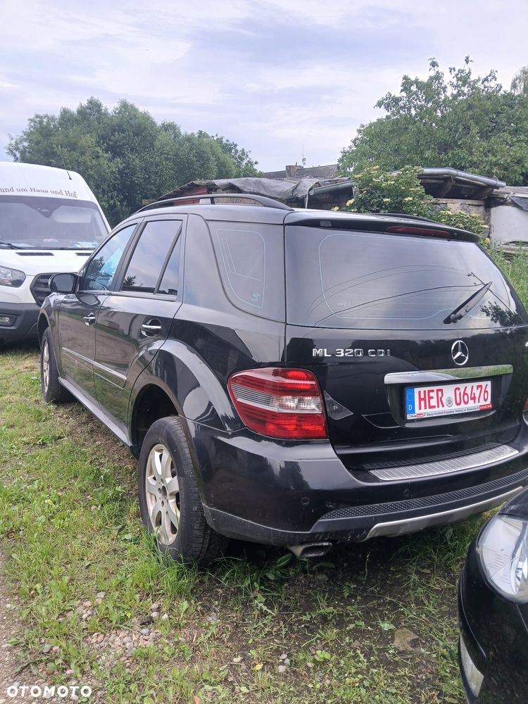 Mercedes-Benz ML 320 CDI 4-Matic - 3