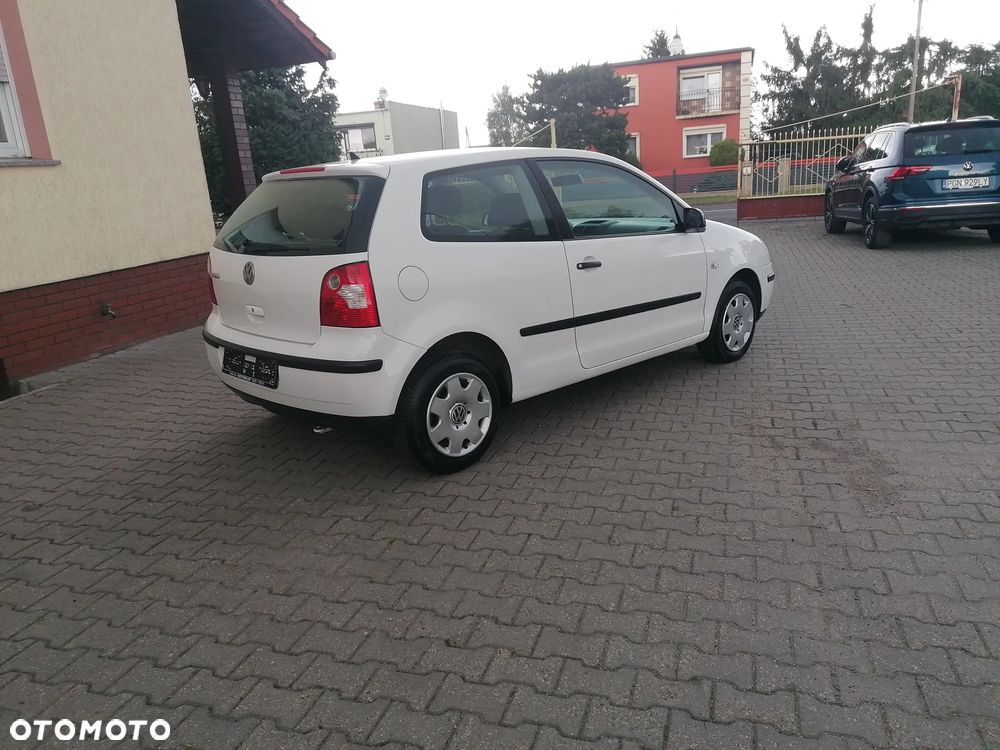 Volkswagen Polo - 10