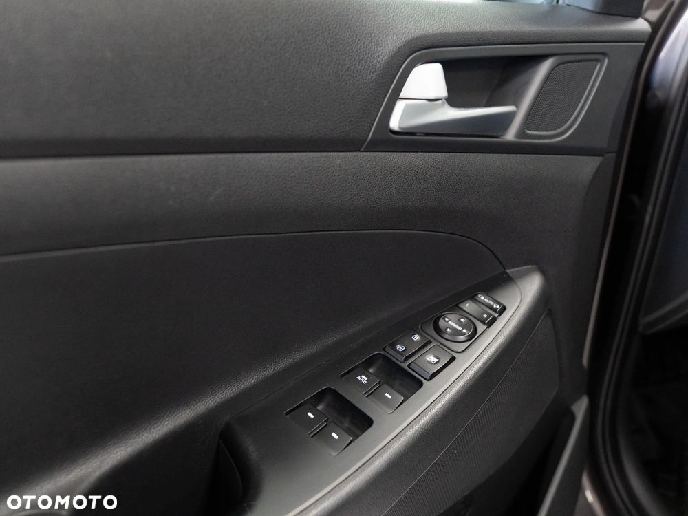 Hyundai Tucson 1.7 CRDI BlueDrive Style 2WD DCT - 14