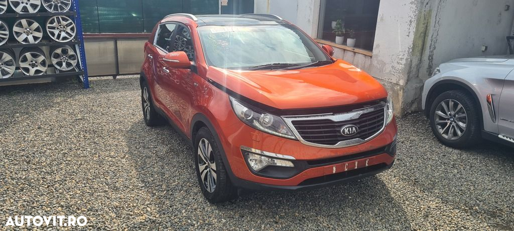 Usa Dreapta Fata Kia Sportage III 2010 - 2016 SUV 4 Usi PORTOCALIU DM (991) ZGÂRIATA - 10