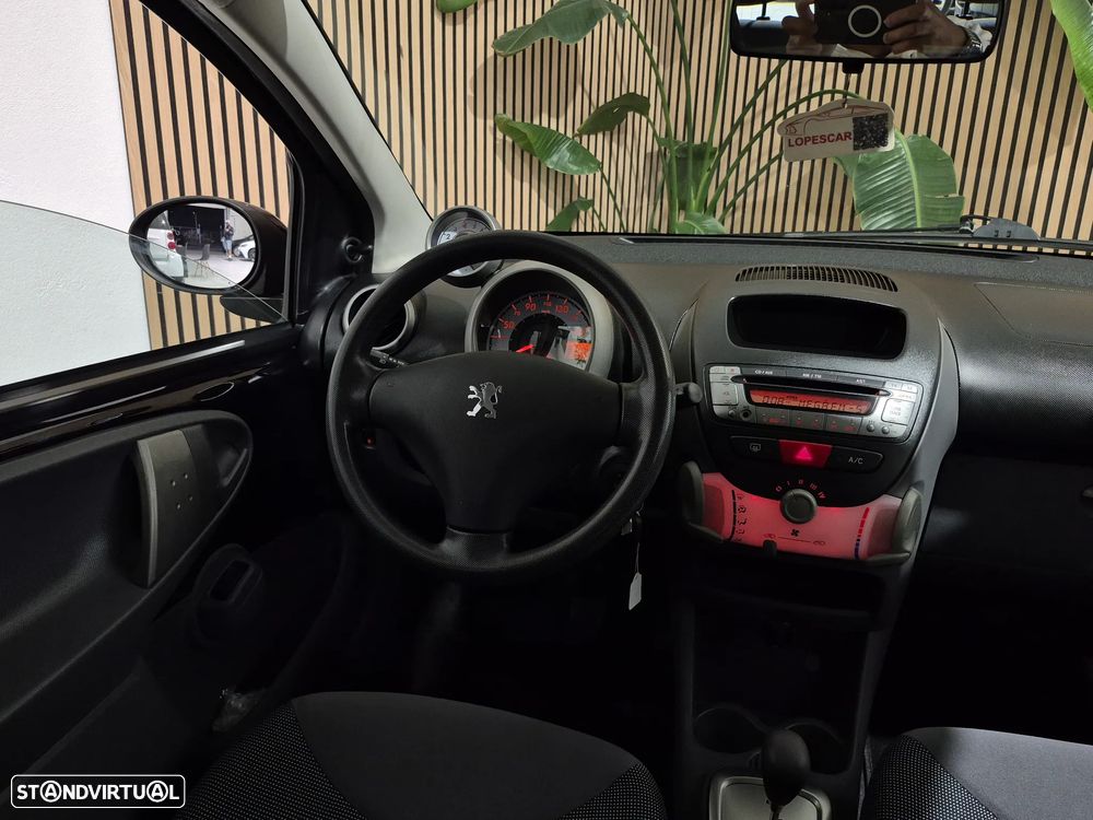 Peugeot 107 1.0 Trendy 2 Tronic - 14