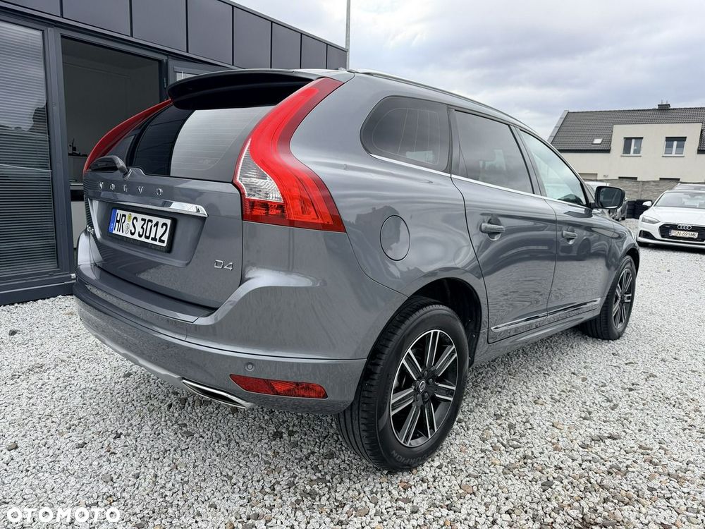 Volvo XC 60 D4 Geartronic Summum - 4