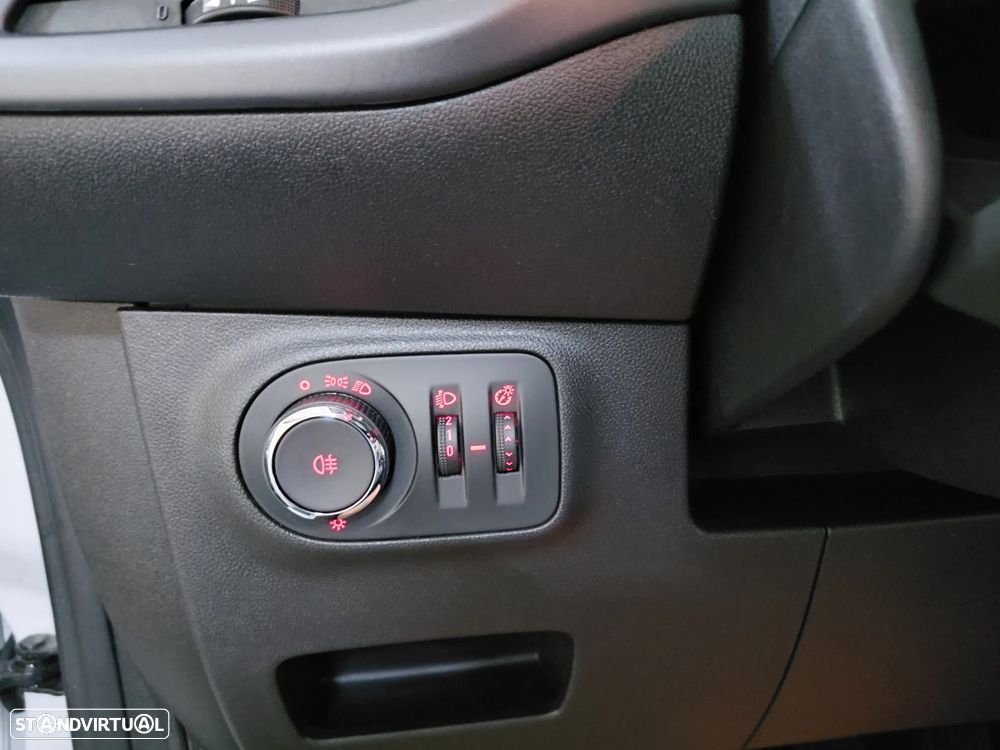 Opel Corsa 1.3 CDTi Van Iva Dedutível - 13