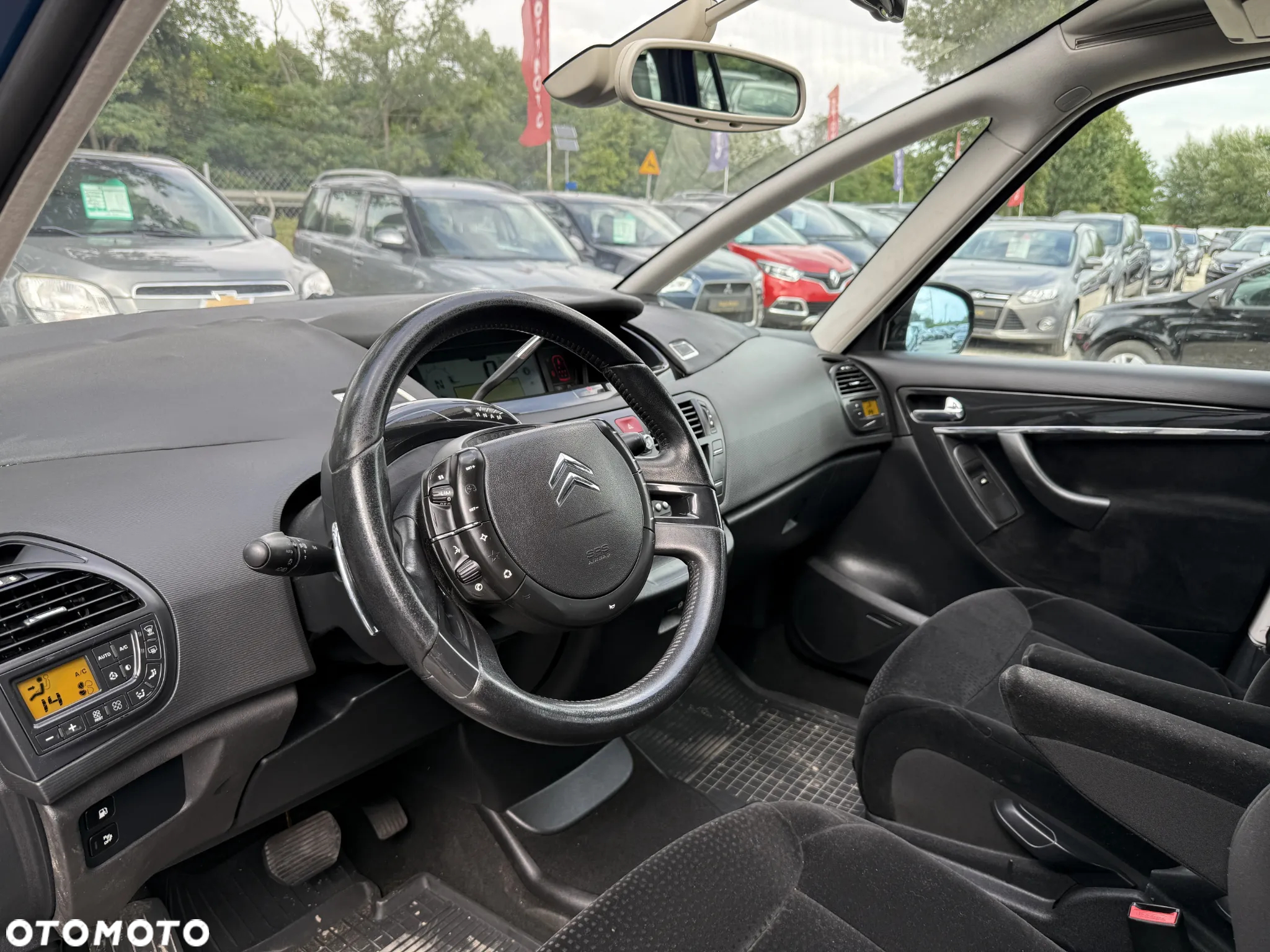 Citroën C4 Grand Picasso 2.0 16V EGS6 Exclusive - 24