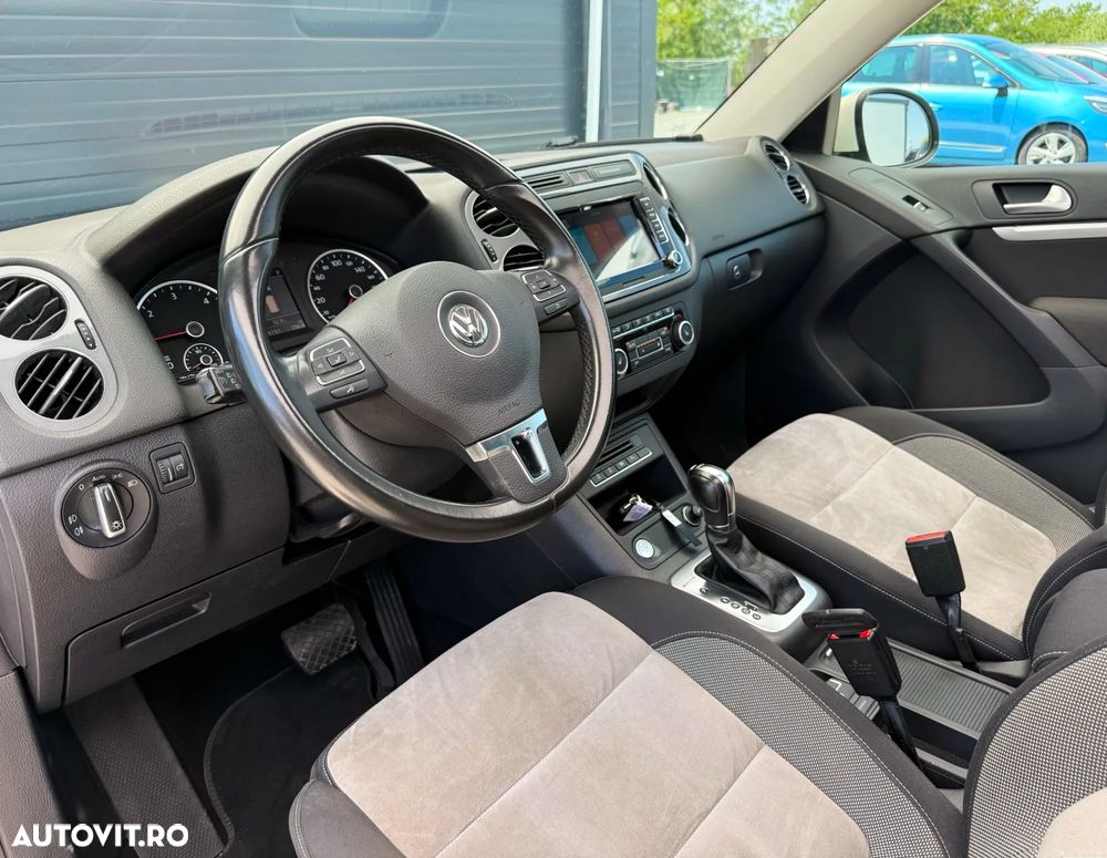 Volkswagen Tiguan 2.0 TDI 4Motion DSG Sport & Style - 16