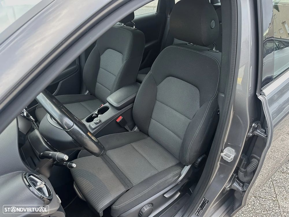 Mercedes-Benz B 180 d Urban - 7