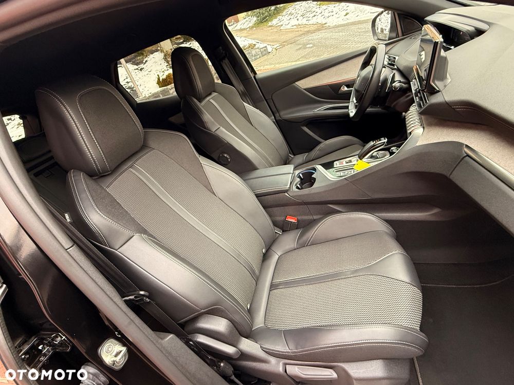 Peugeot 3008 1.6 PureTech HYbrid GT S&S EAT8 - 25