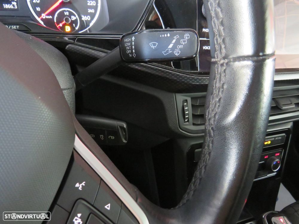 VW T-Cross 1.0 TSI Life DSG - 23