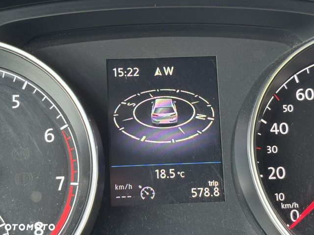 Volkswagen Golf - 19