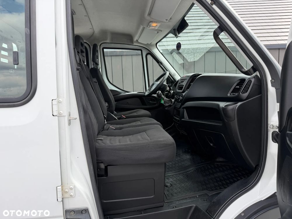 Iveco Daily Brygadówka Wywrotka 35C15 50C15 3.0 HPI 150 KM 3 strony Wywrotka - 9