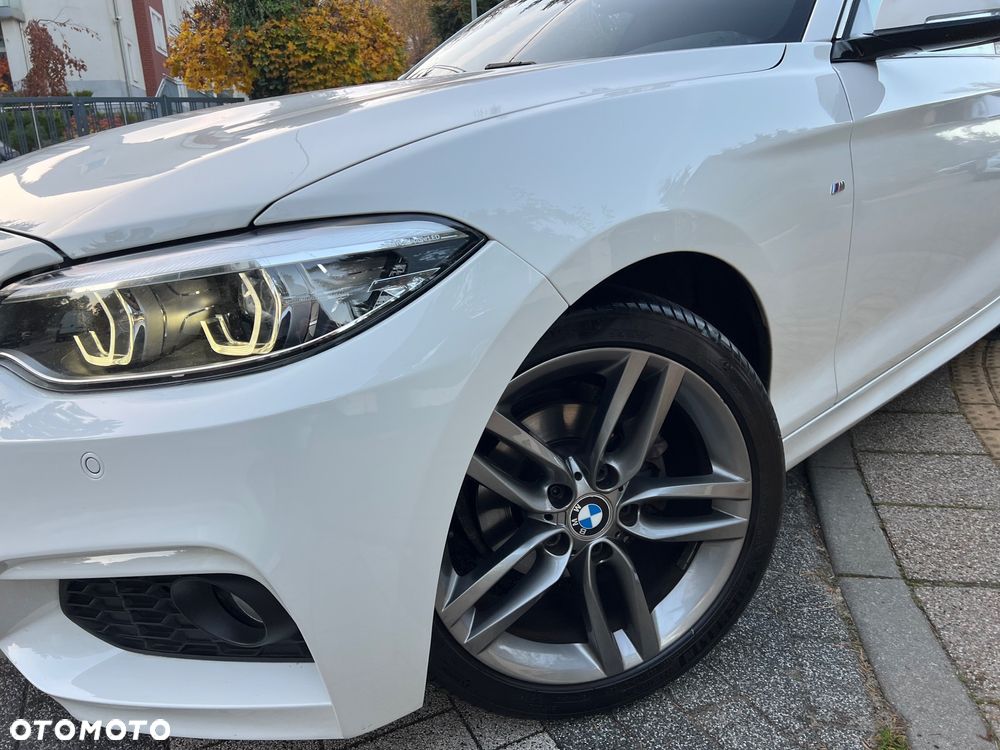 BMW Seria 2 218d - 5