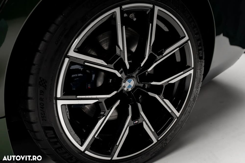 BMW M4 M440i xDrive Gran Coupe - 16