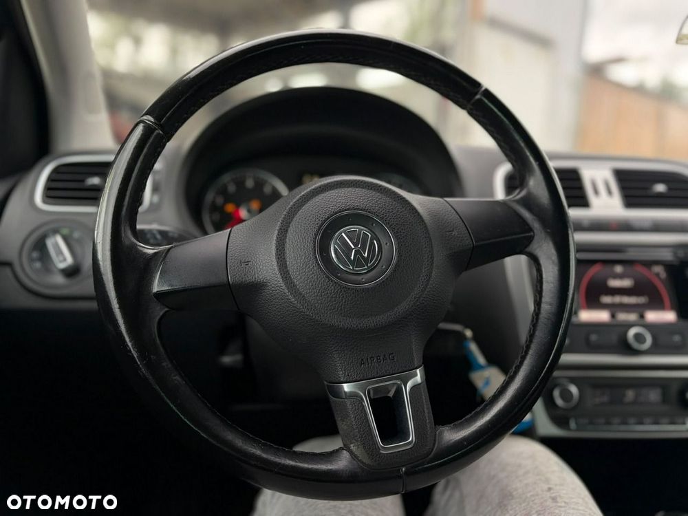 Volkswagen Polo - 10