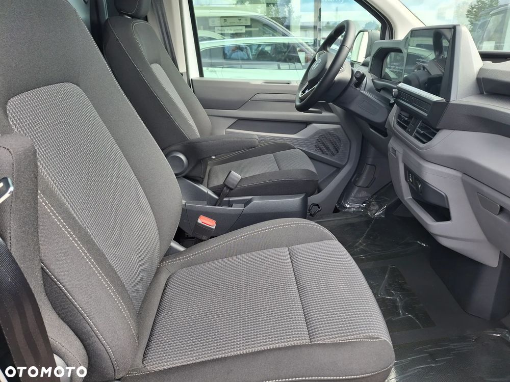 Volkswagen Transporter - 22