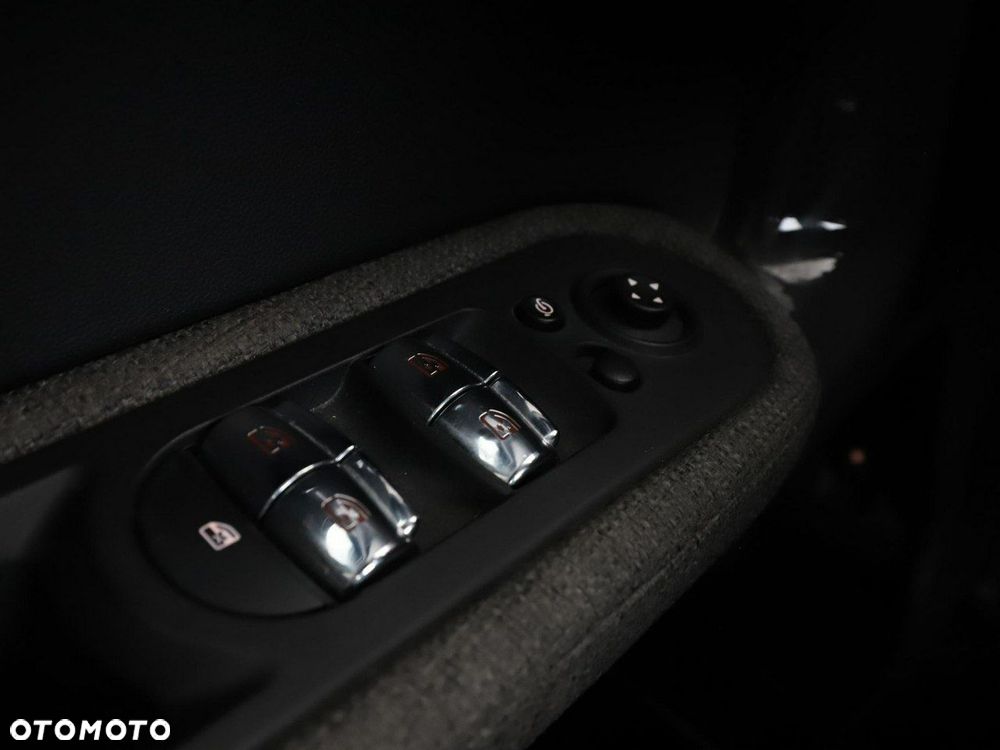 MINI Countryman Cooper S E All4 - 35